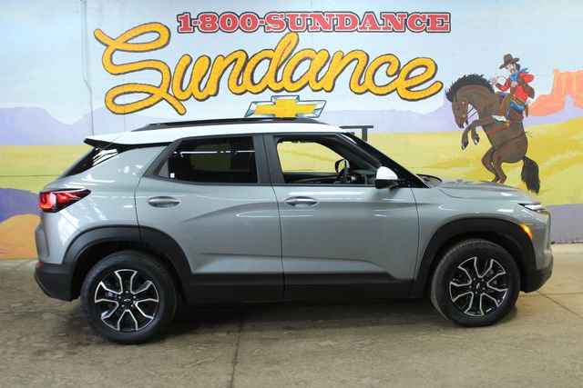 Used 2025 Chevrolet TrailBlazer ACTIV w/ Convenience Package image 1