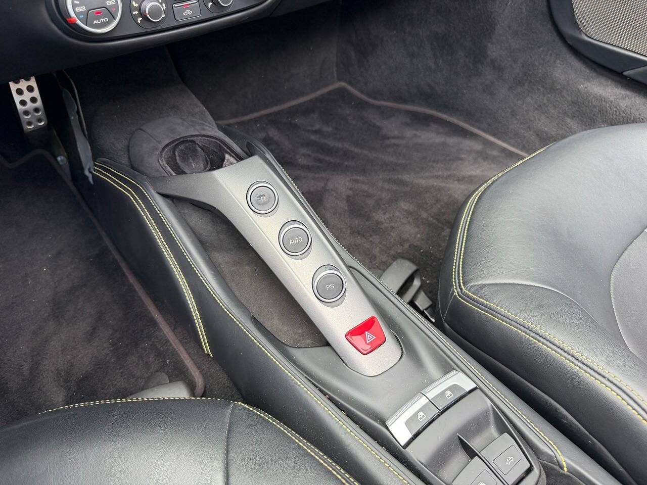 Used 2017 Ferrari 488 Spider RWD image 23