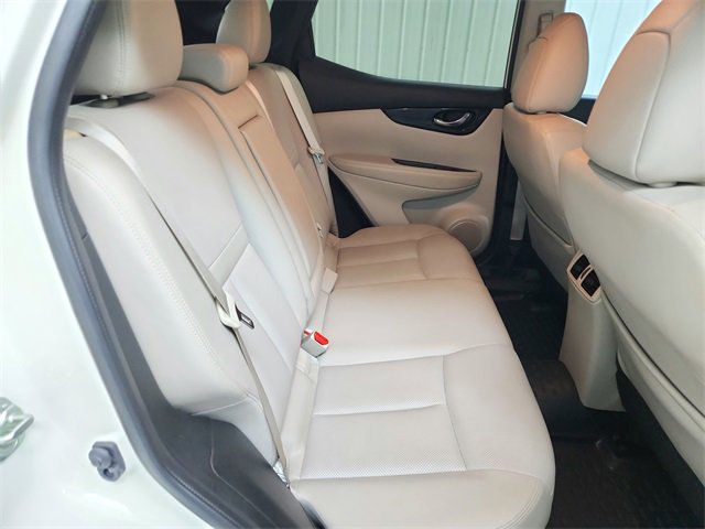 Used 2018 Nissan Rogue Sport SL image 36