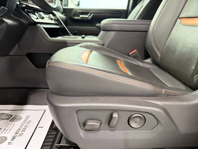 Used 2024 GMC Sierra 2500 AT4 w/ AT4 Preferred Package image 15