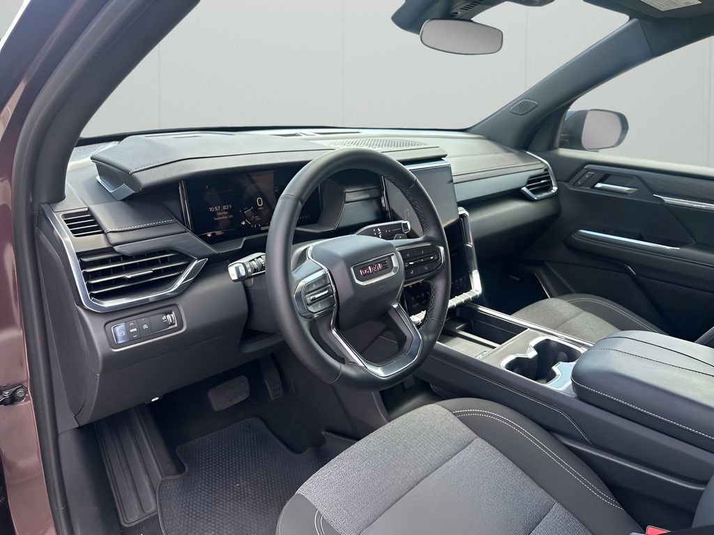 Used 2025 GMC Acadia Elevation image 26