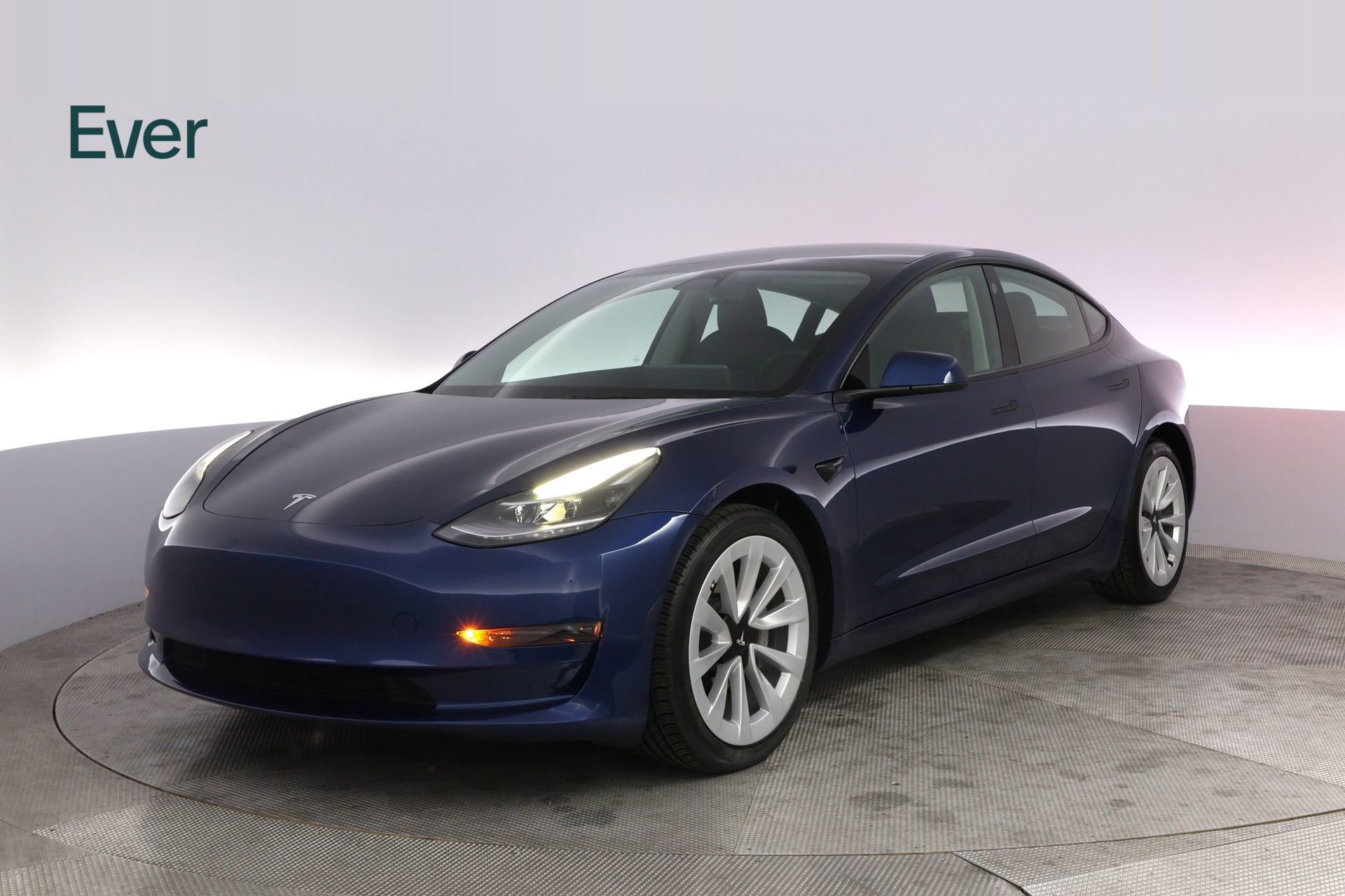Used 2022 Tesla Model 3 RWD image 2