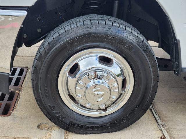 Used 2023 RAM 3500 Big Horn w/ Level 1 Equipment Group AWD/4WD image 17