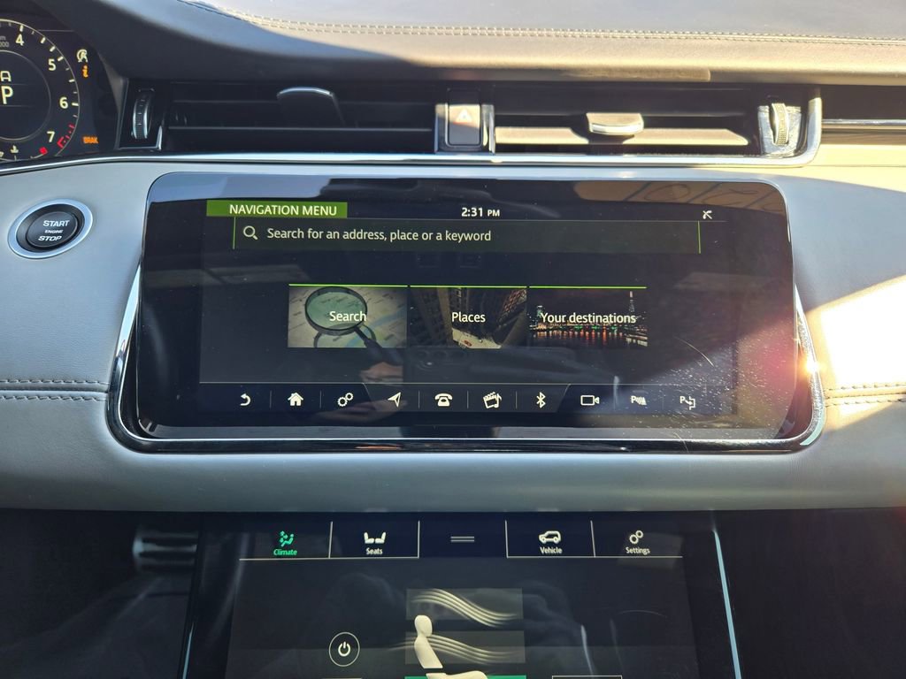 Used 2020 Land Rover Range Rover Evoque R-Dynamic SE image 23