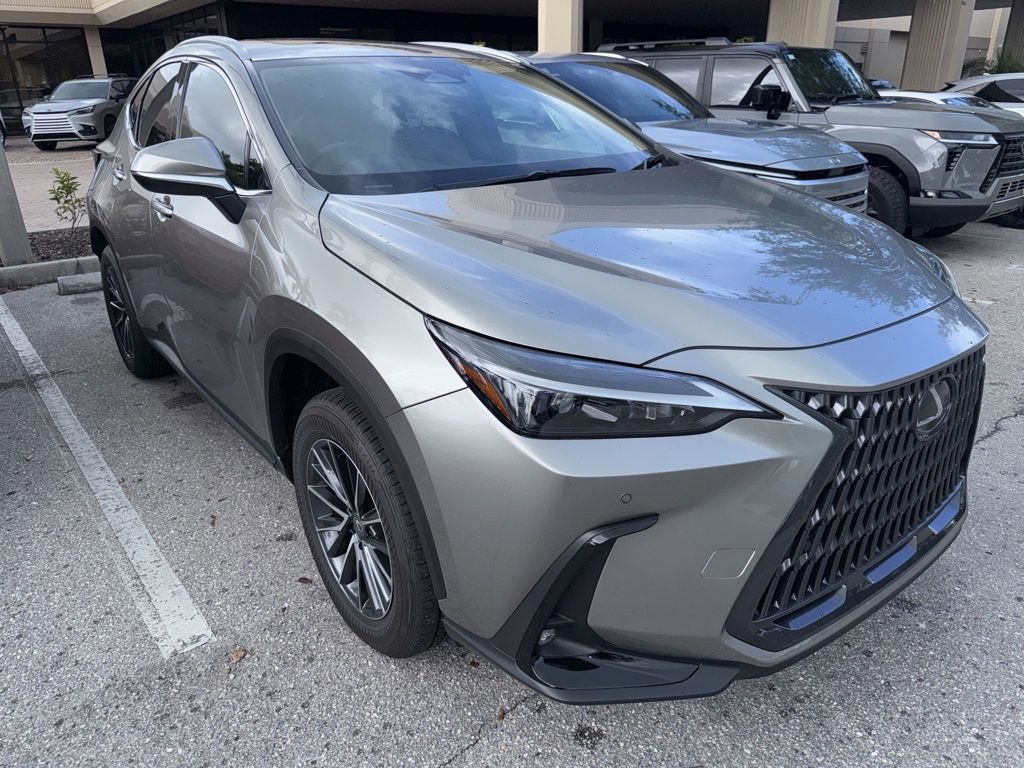 Used 2025 Lexus NX 250 FWD w/ Accessory Package (Z1) image 1