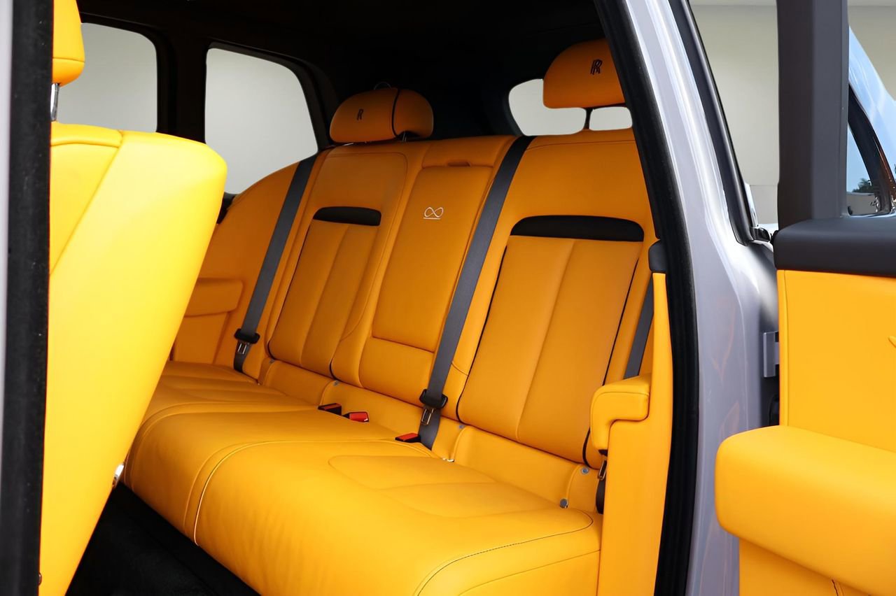 Certified 2023 Rolls-Royce Cullinan Black Badge image 15