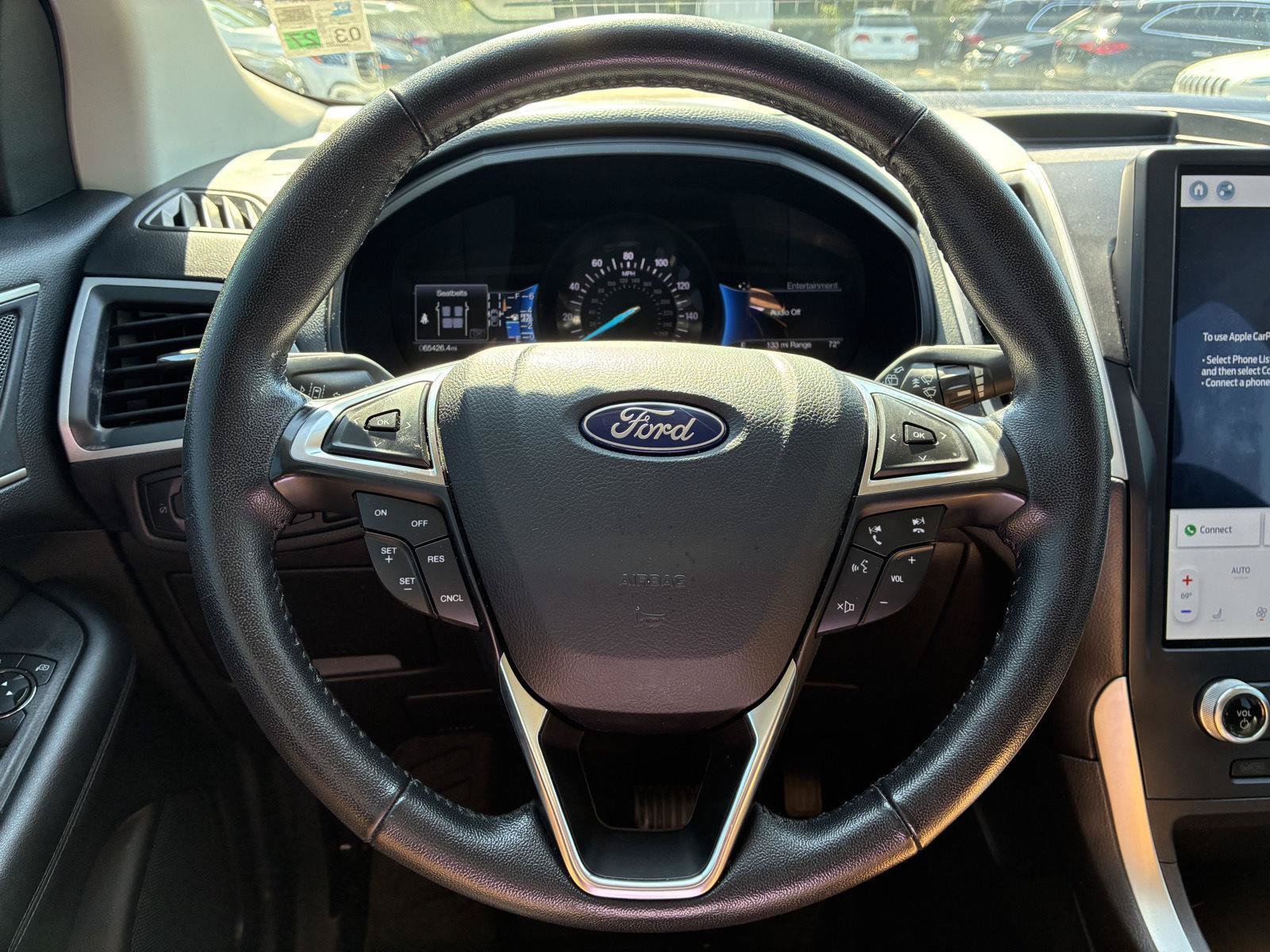 Used 2023 Ford Edge SEL AWD/4WD image 9