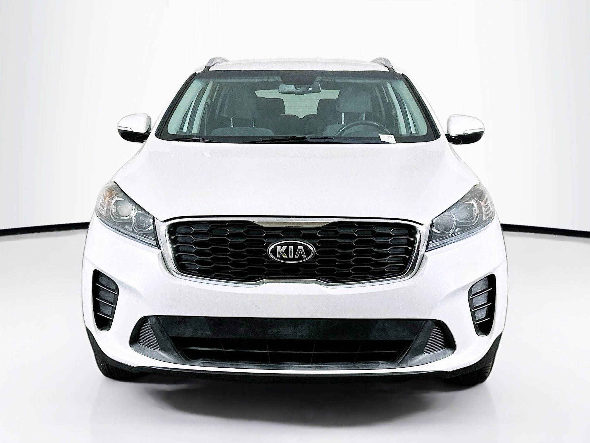 Used 2019 Kia Sorento LX w/ LX Convenience Package image 2