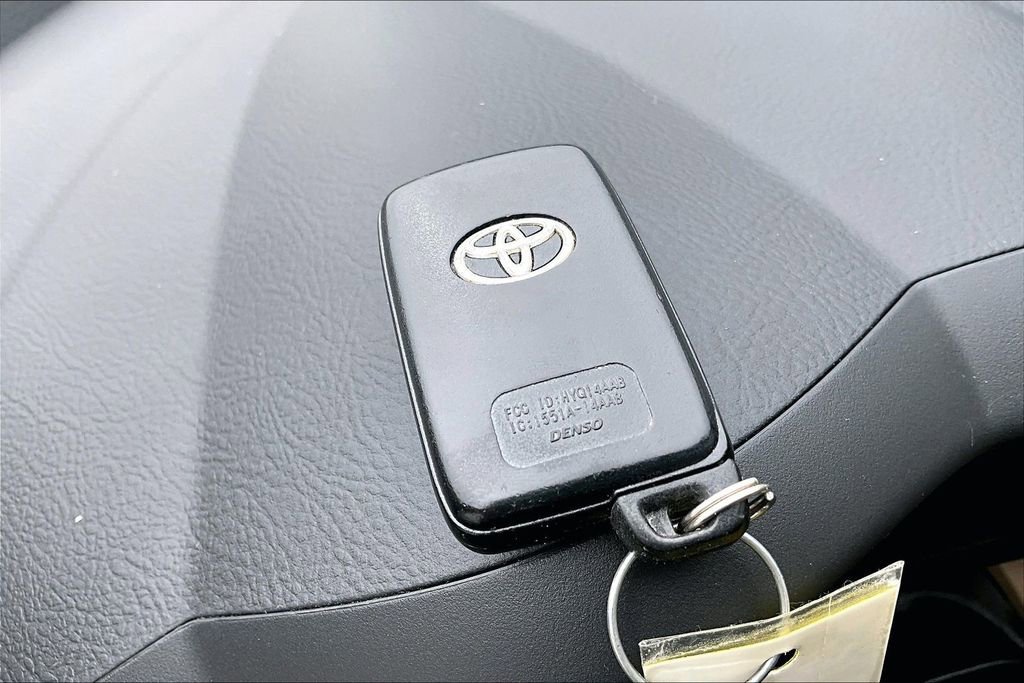 Used 2010 Toyota RAV4 Limited image 13