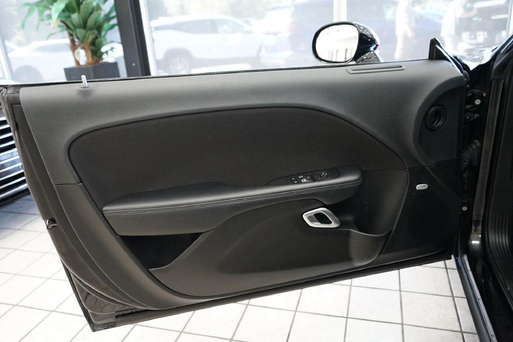 Used 2022 Dodge Challenger R/T w/ Performance Handling Group RWD image 24
