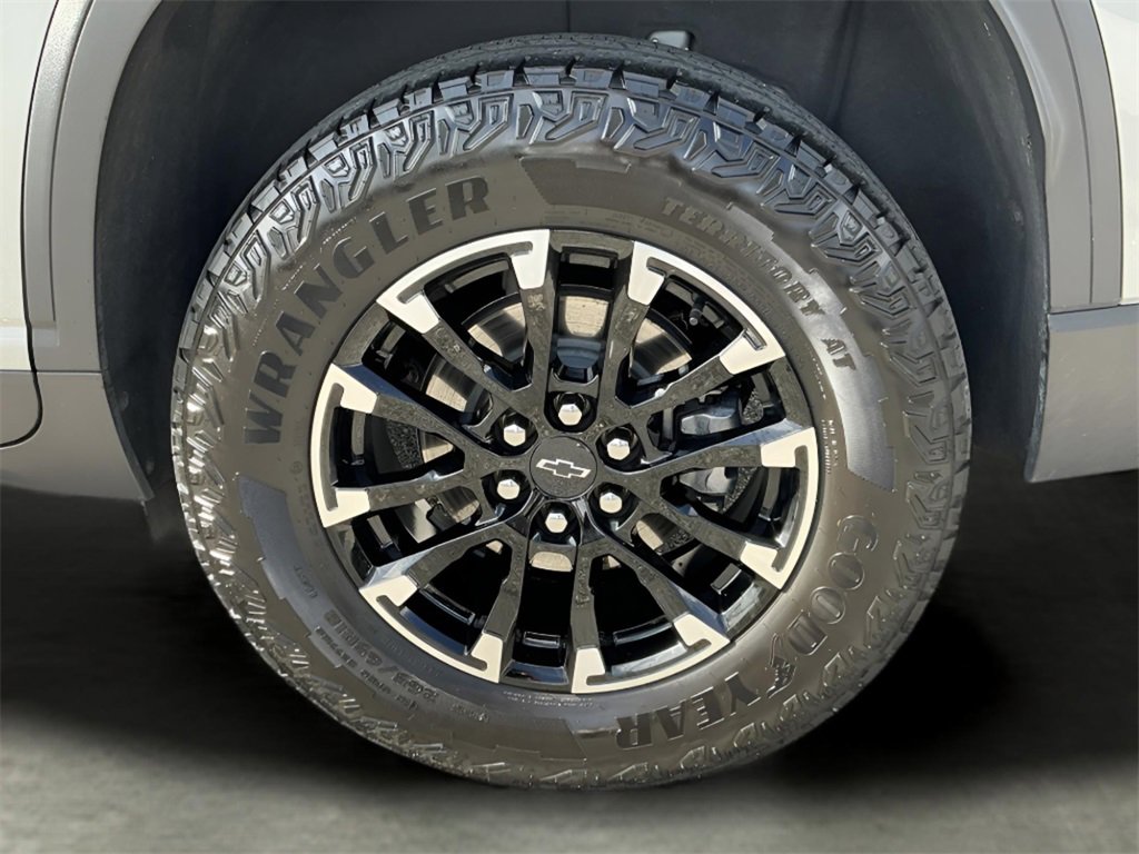 Used 2024 Chevrolet Traverse Z71 w/ Enhanced Driving Package image 42