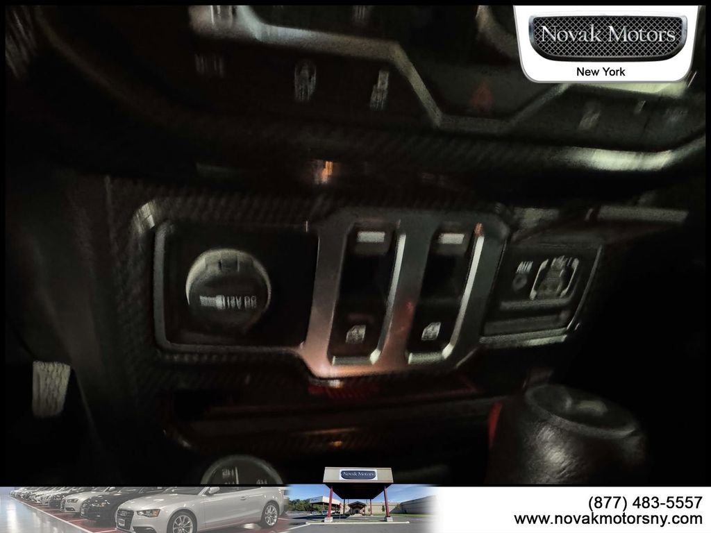 Used 2021 Jeep Wrangler Sport AWD/4WD image 23