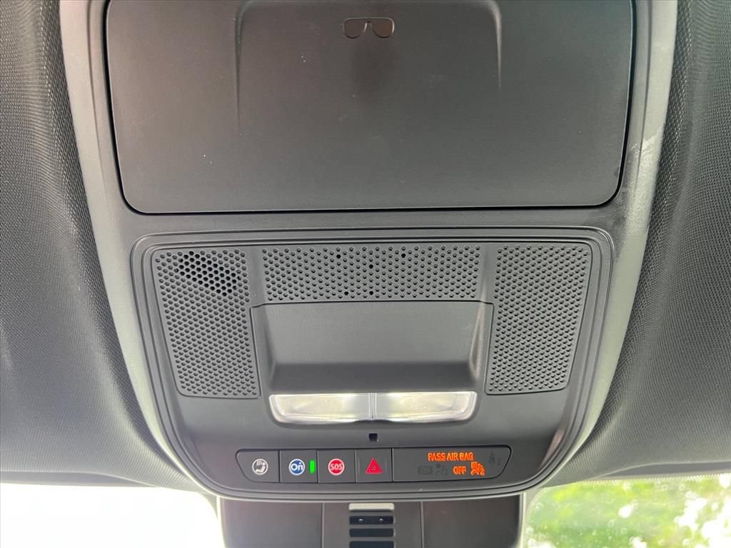 Used 2026 Chevrolet Traverse LT AWD/4WD image 25
