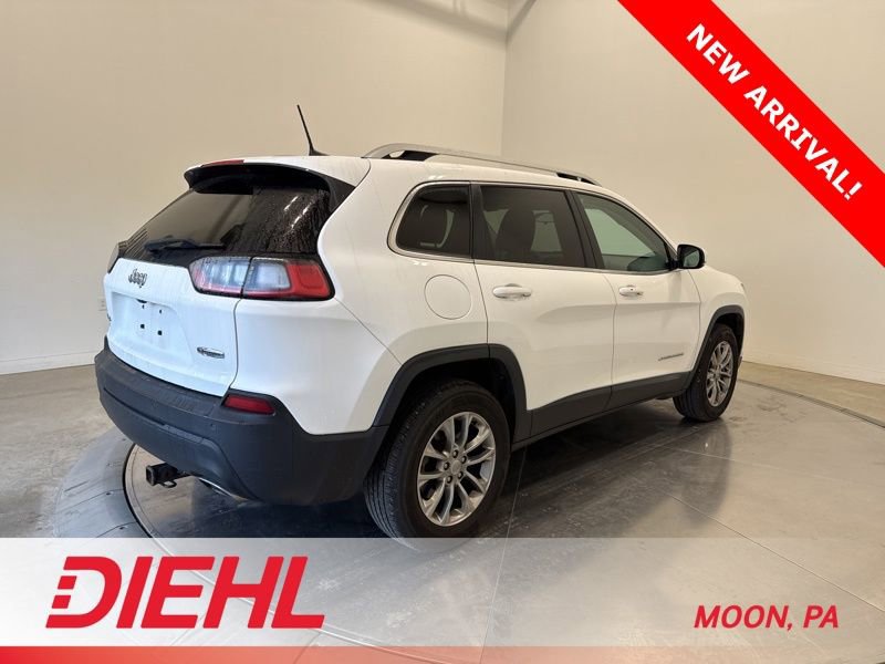 Used 2019 Jeep Cherokee Latitude Plus w/ Cold Weather Group AWD/4WD image 7