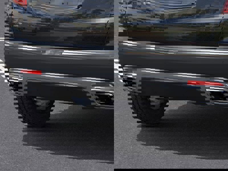 New 2025 Cadillac XT5 Premium Luxury w/ LPO, Floor Liner Package AWD/4WD image 14