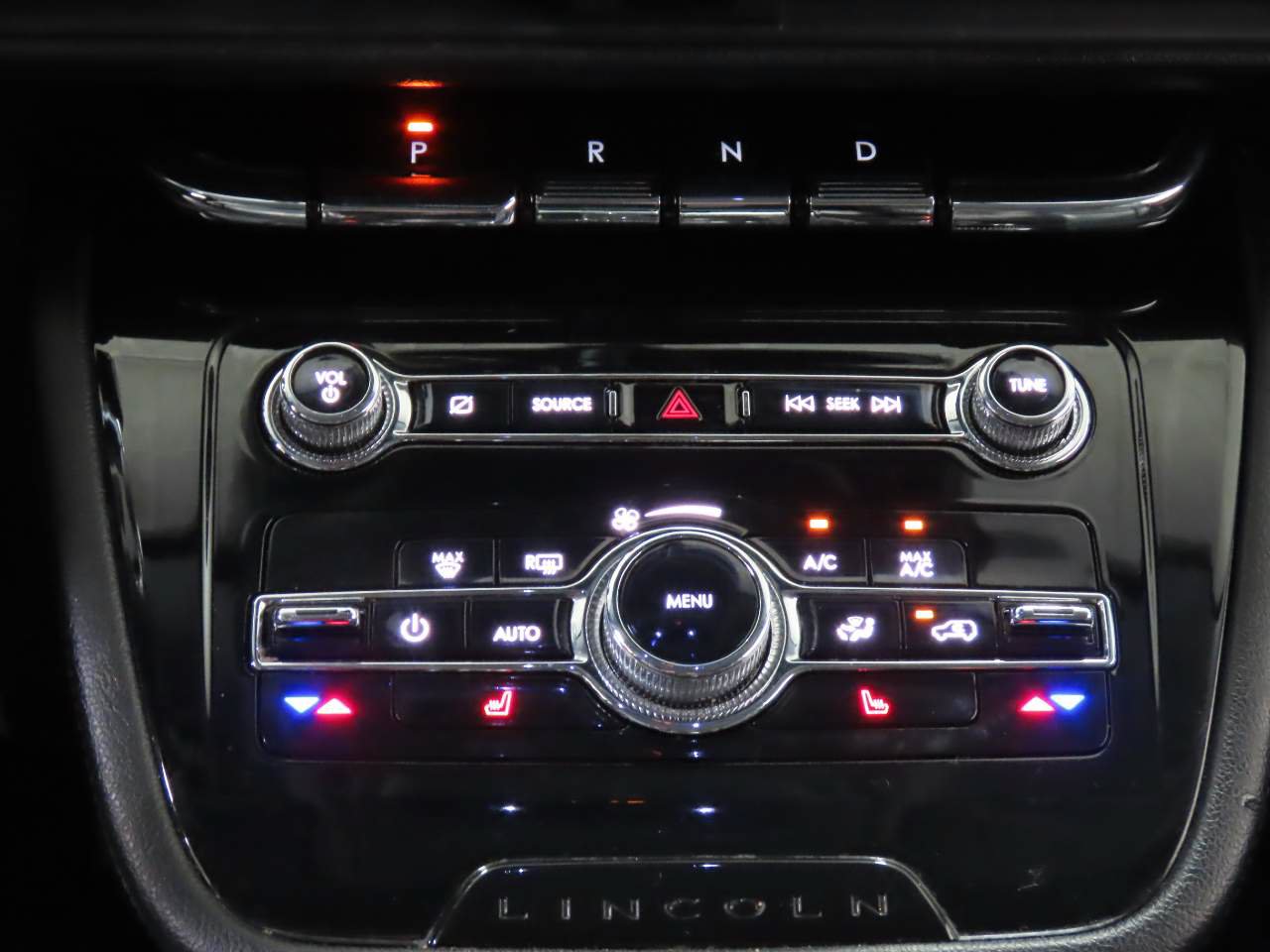 Used 2022 Lincoln Corsair Reserve FWD image 9