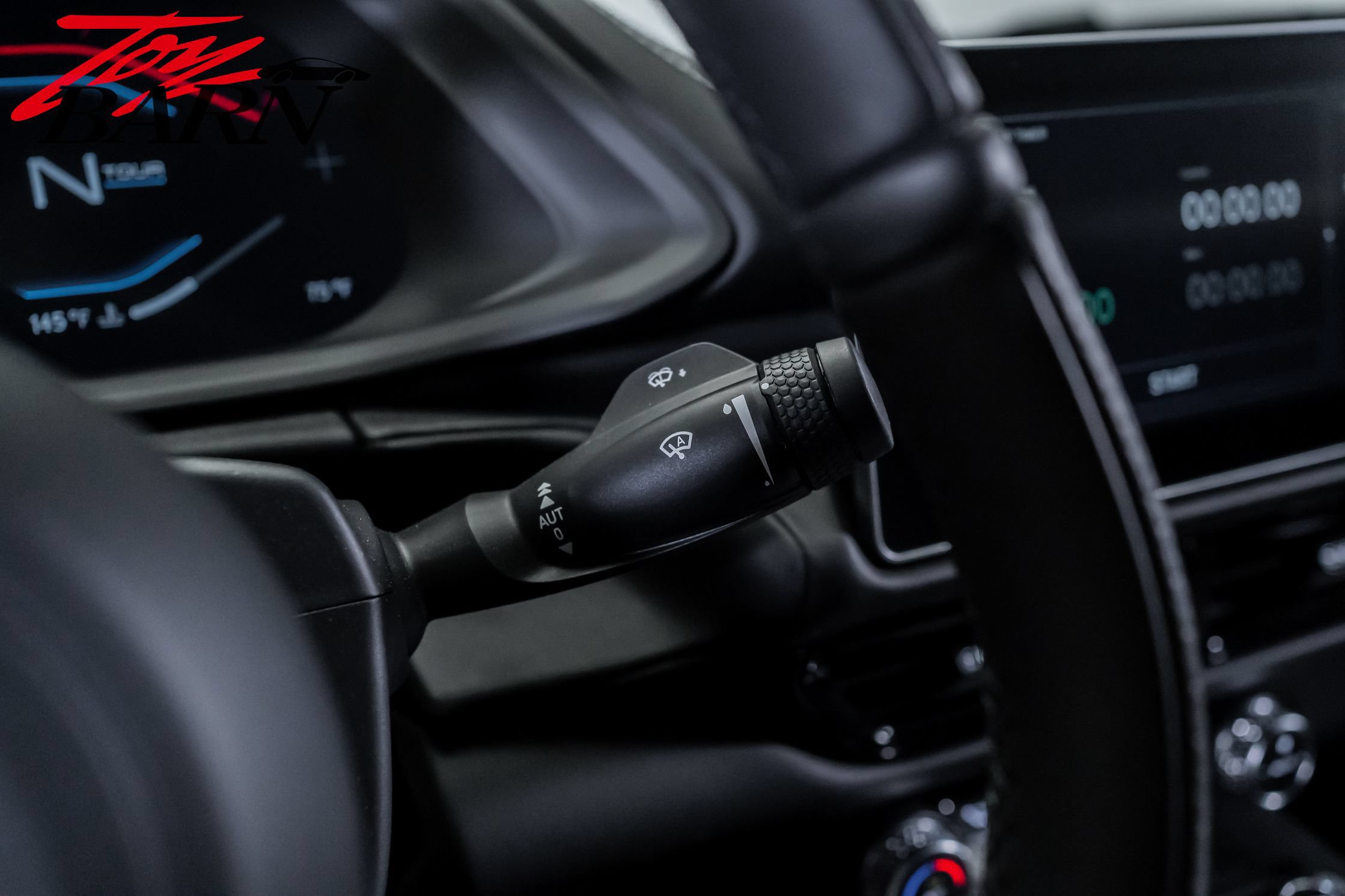 Used 2025 Lotus Emira RWD image 33