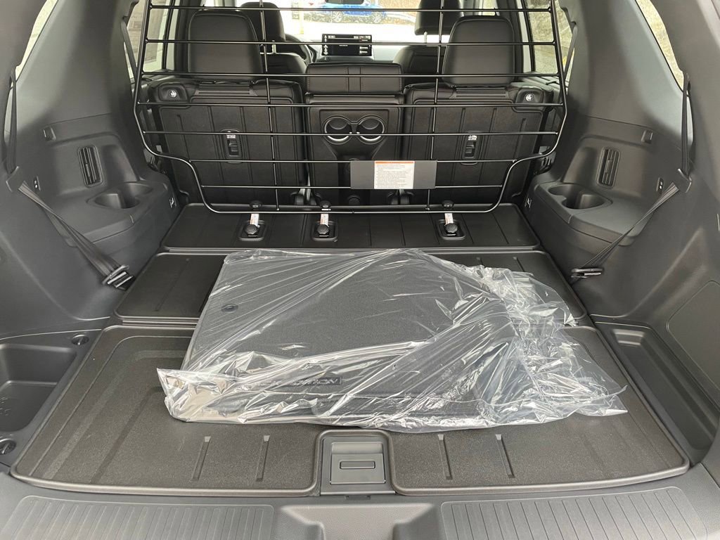 New 2026 Honda Pilot Black Edition image 9