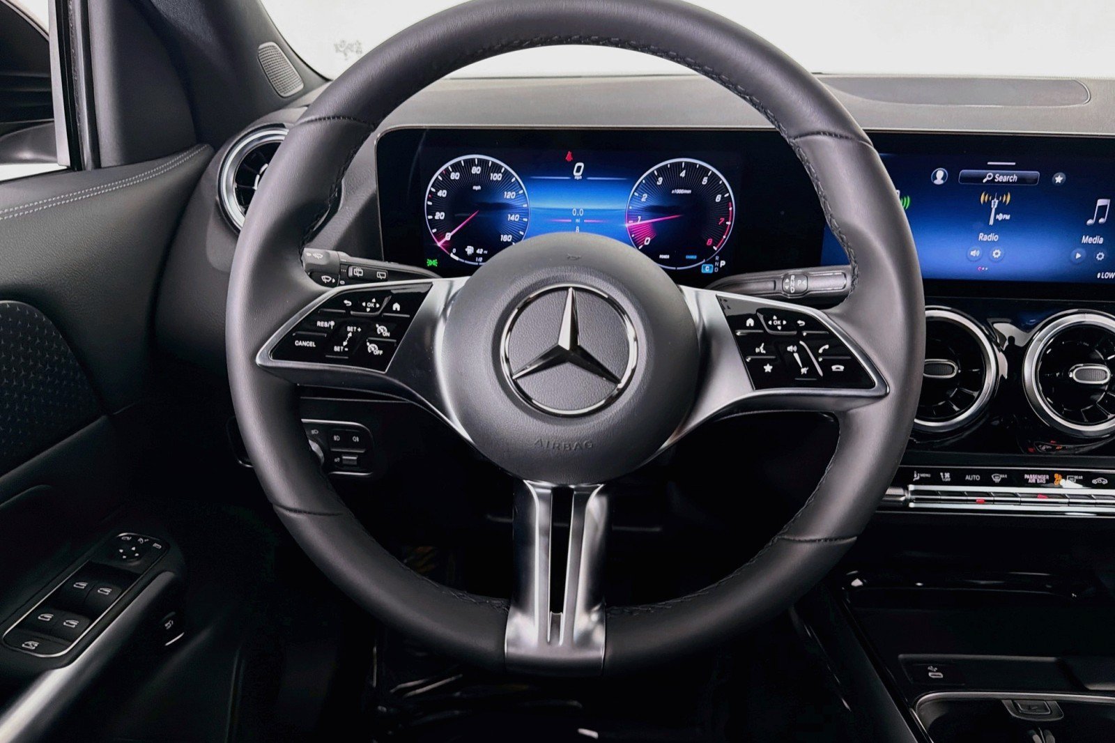 New 2026 Mercedes-Benz GLA 250 image 17