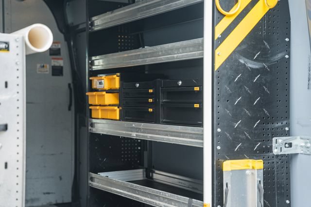 Used 2022 Mercedes-Benz Sprinter 2500 image 13