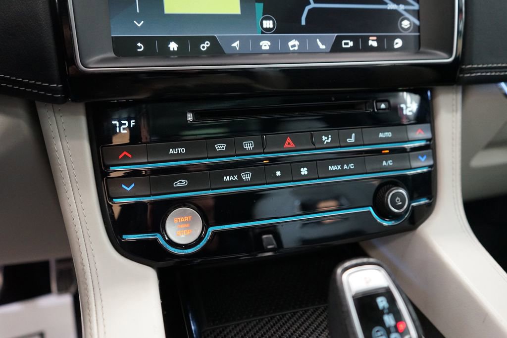 Used 2020 Jaguar F-PACE SVR AWD/4WD image 42