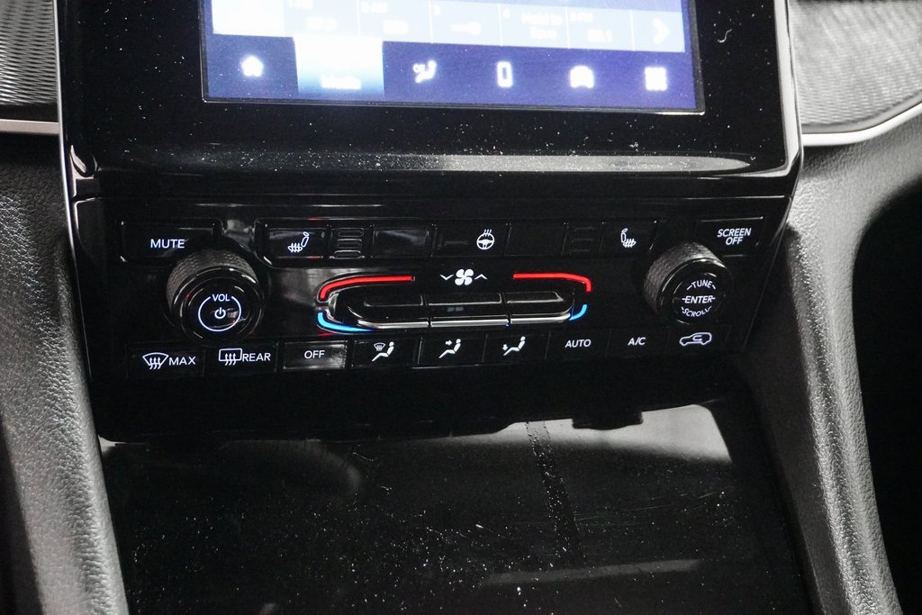 Used 2024 Jeep Grand Cherokee L Laredo image 27