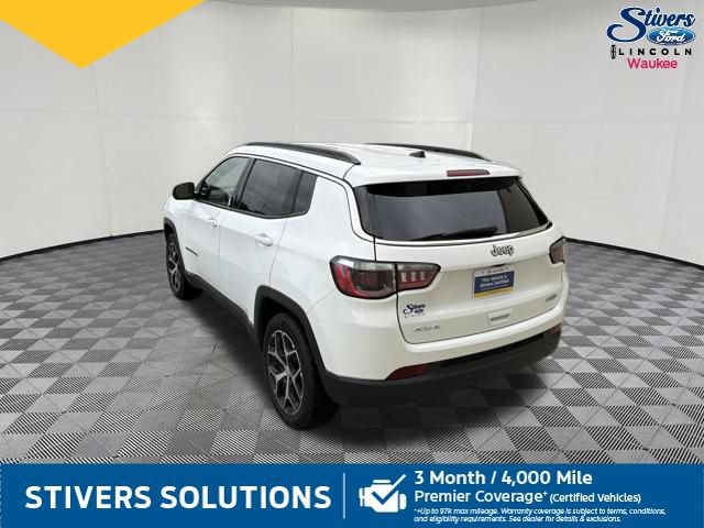 Used 2024 Jeep Compass Latitude AWD/4WD image 9