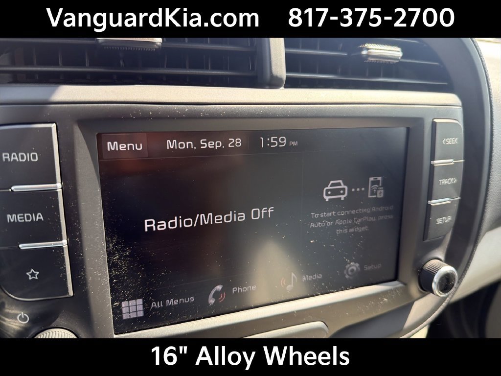 Certified 2023 Kia Soul LX FWD image 14