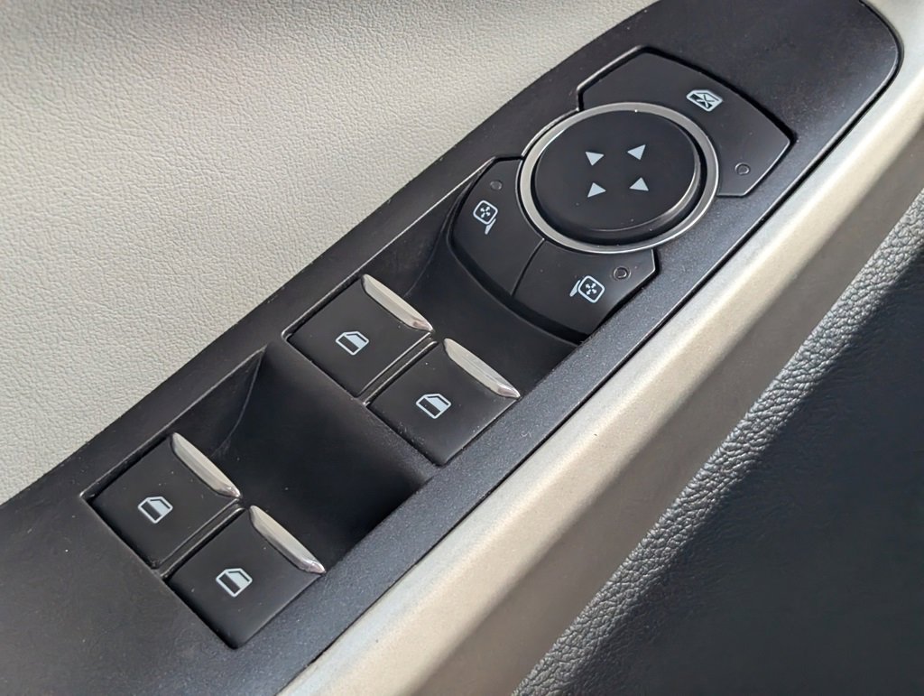 Used 2021 Ford Explorer XLT w/ Equipment Group 202A image 23