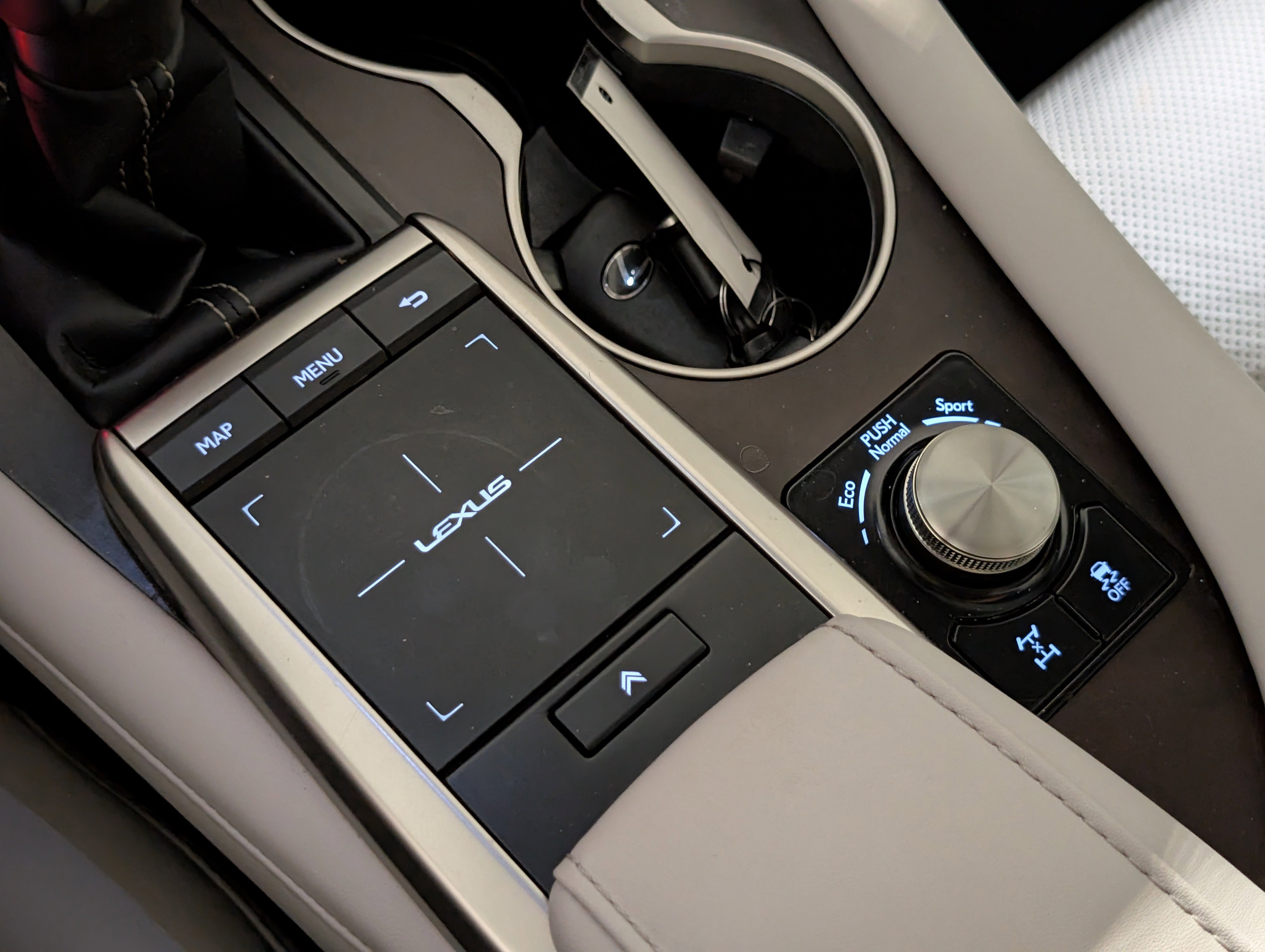Used 2022 Lexus RX 350 AWD w/ Premium Package image 38