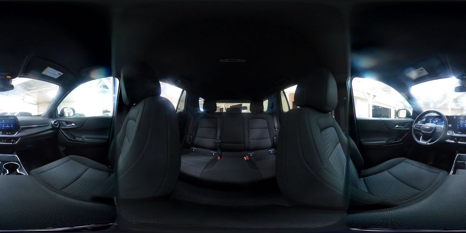 Used 2025 Chevrolet Equinox LT FWD image 42