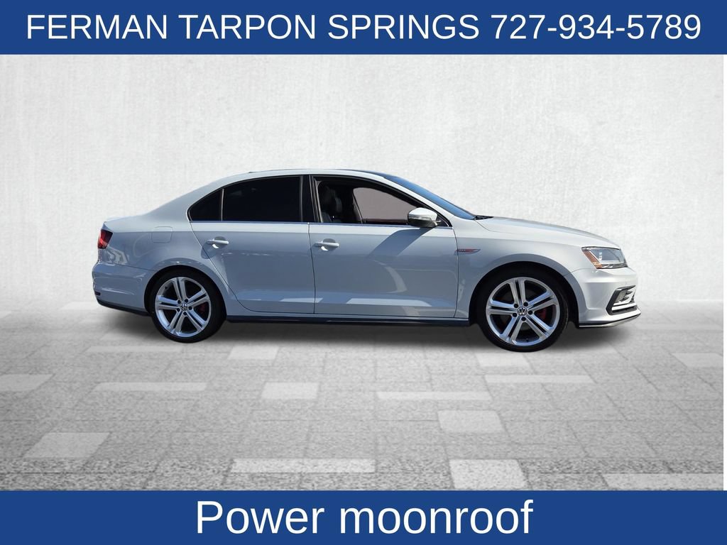 Used 2017 Volkswagen Jetta GLI FWD image 10