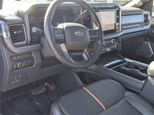 Used 2024 Ford F250 Platinum image 11