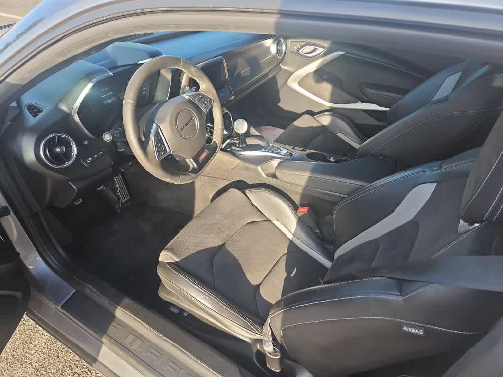 Used 2021 Chevrolet Camaro SS RWD image 12