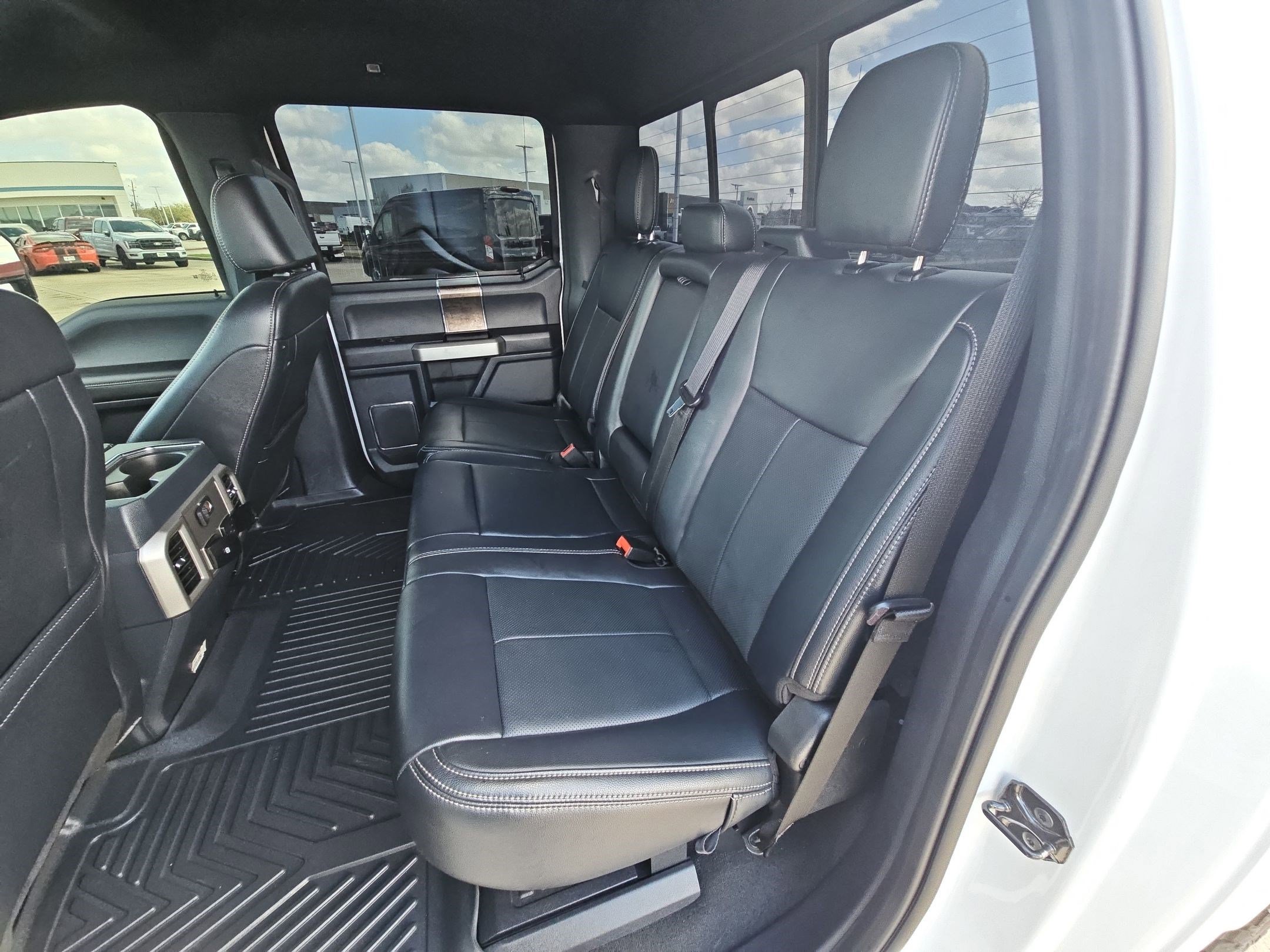 Used 2022 Ford F250 Lariat w/ Lariat Ultimate Package image 27