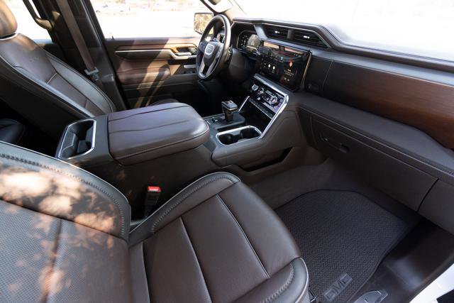 Used 2023 GMC Sierra 1500 Denali w/ Denali Reserve Package image 32