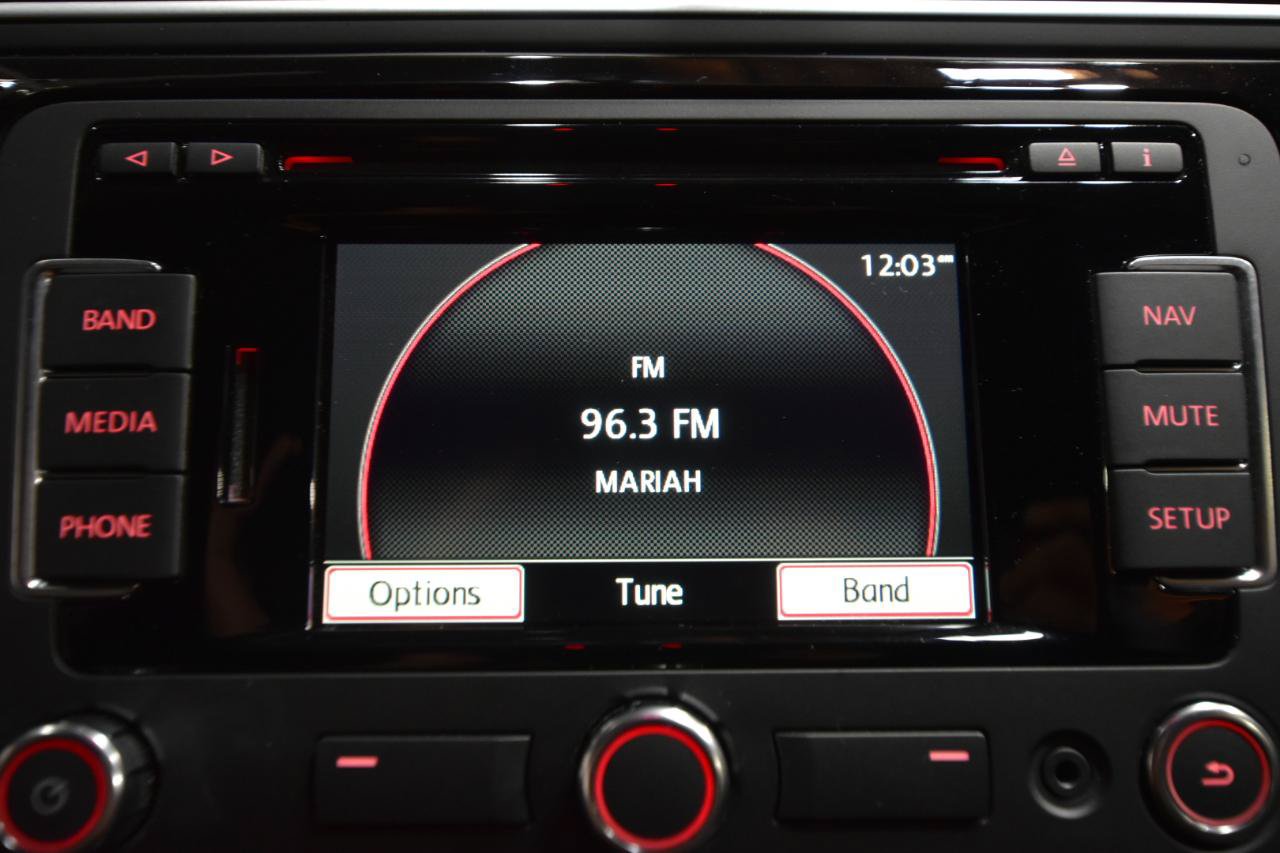 Used 2012 Volkswagen Beetle 2.5 FWD image 14