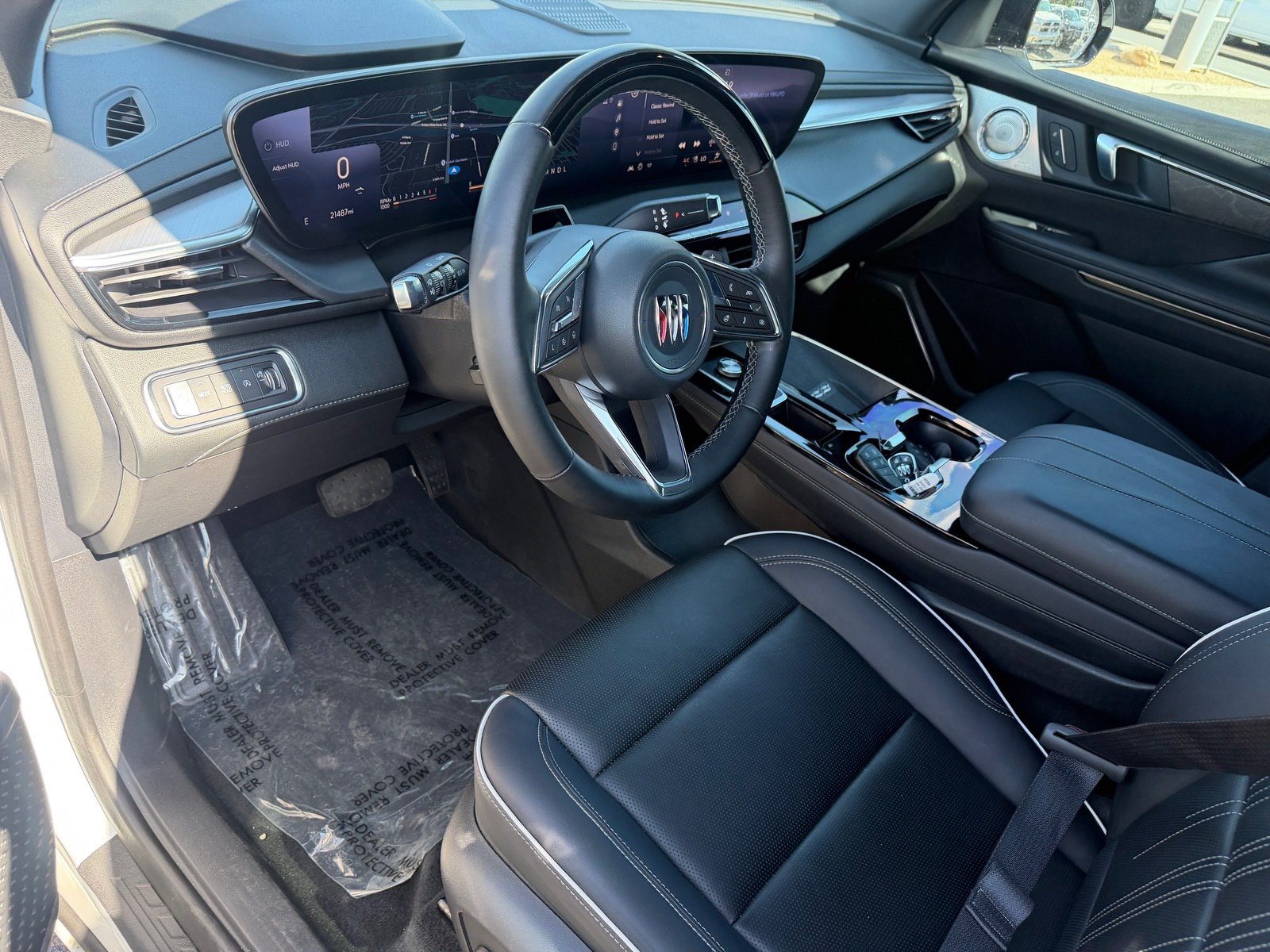 Used 2025 Buick Enclave Avenir w/ Super Cruise Package FWD image 13