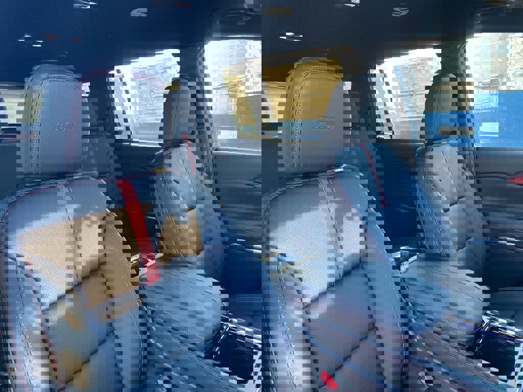 New 2026 Chevrolet Traverse RS w/ LPO, Floor Liner Package image 36