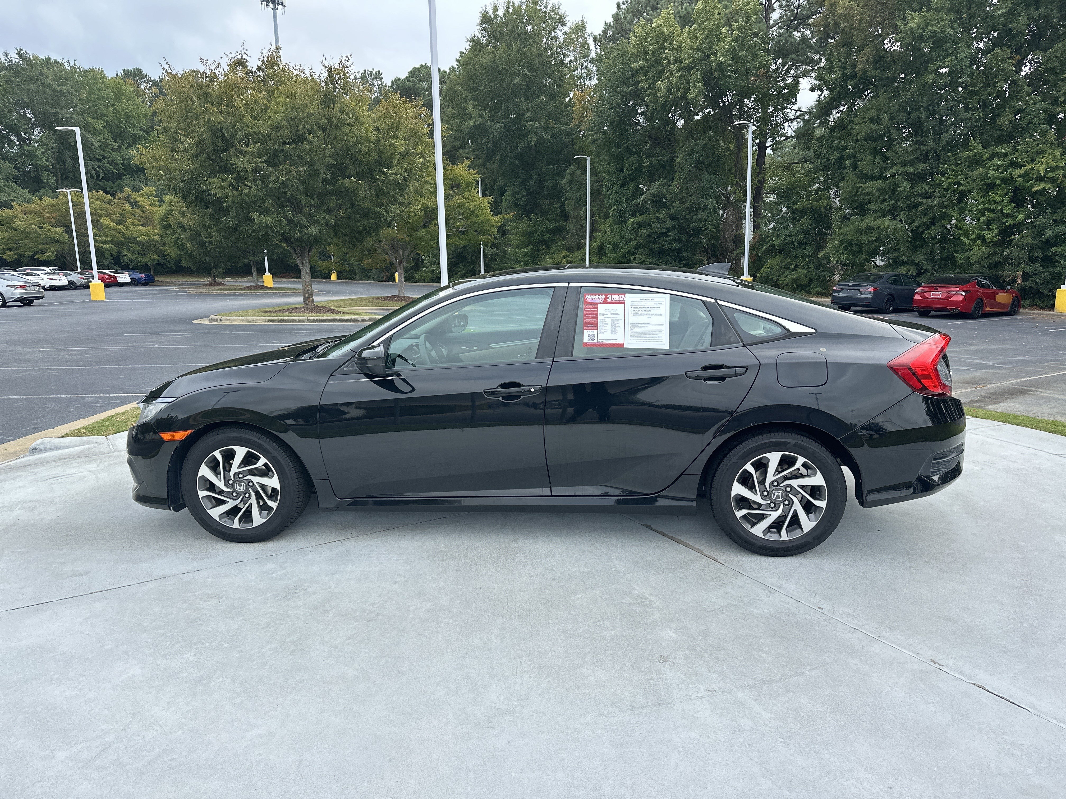 Used 2017 Honda Civic EX image 7