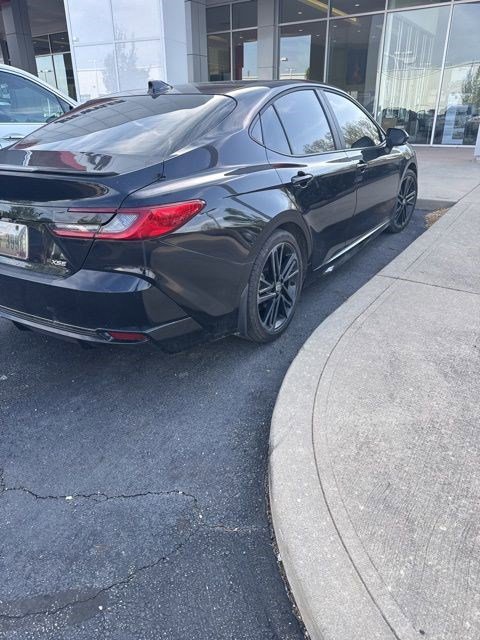 Used 2025 Toyota Camry XSE w/ Premium Package image 5