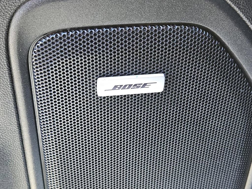 Certified 2020 Chevrolet Silverado 1500 High Country w/ Technology Package image 27