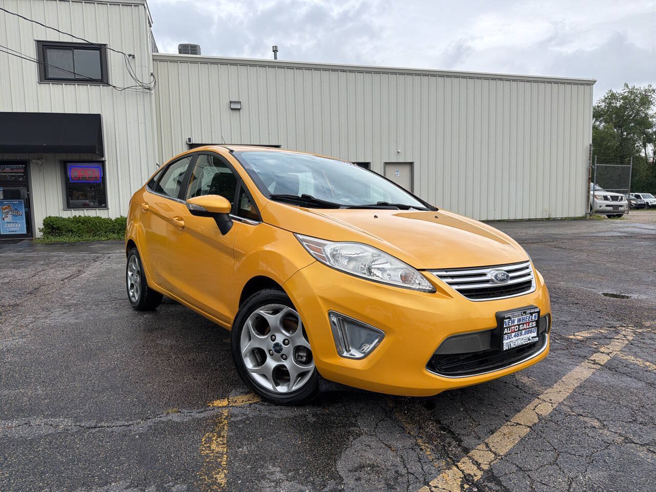 Used 2011 Ford Fiesta SEL w/ 301A Rapid Spec Order Code FWD image 11