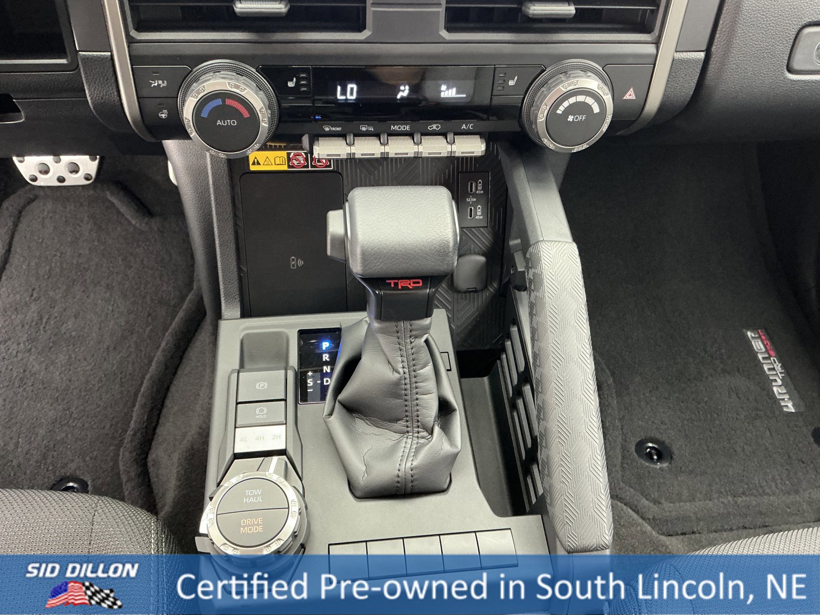 Used 2025 Toyota 4Runner Limited image 12