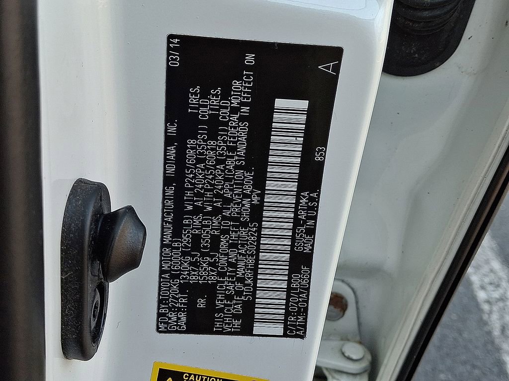 Used 2014 Toyota Highlander XLE image 28