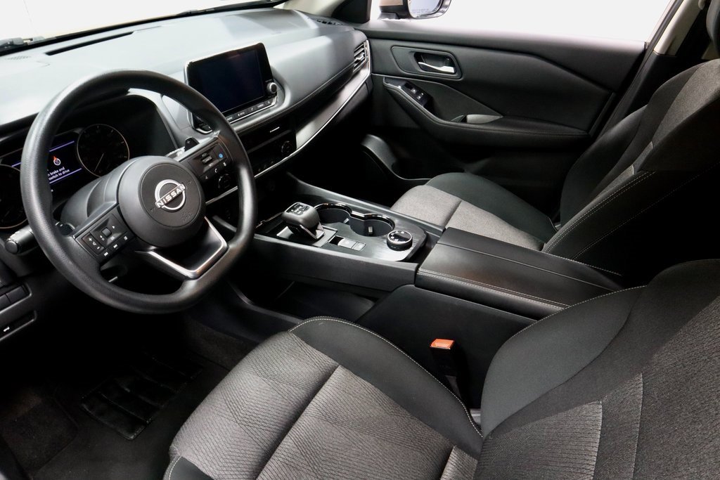 Certified 2024 Nissan Rogue SV image 24