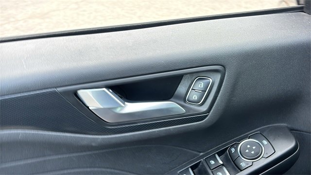 Used 2024 Ford Escape ST-Line image 9