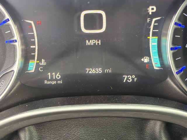 Used 2024 Chrysler Pacifica Touring-L FWD image 19