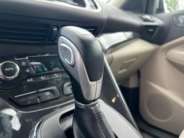 Used 2014 Ford Escape Titanium w/ Equipment Group 401A FWD image 23