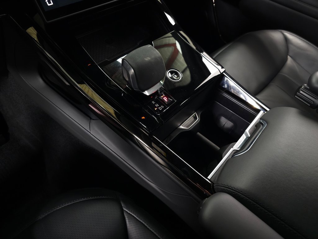 Used 2025 Land Rover Range Rover Sport Dynamic SE image 37